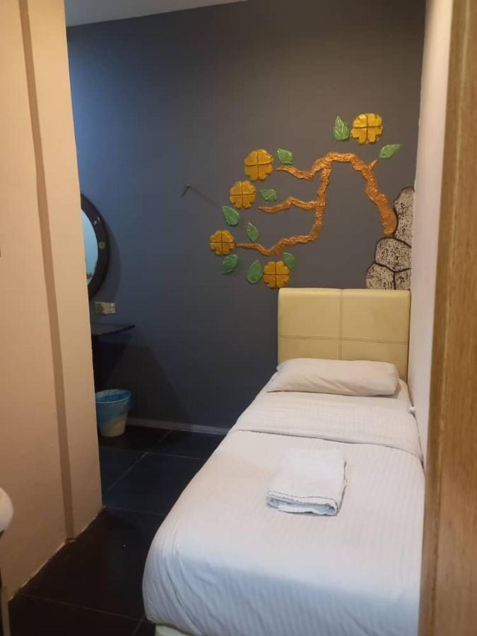 Golden Leaf Hotel Danga Bay Johor Bahru Bagian luar foto